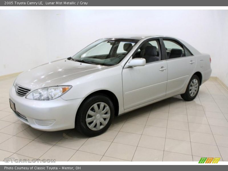 Lunar Mist Metallic / Gray 2005 Toyota Camry LE