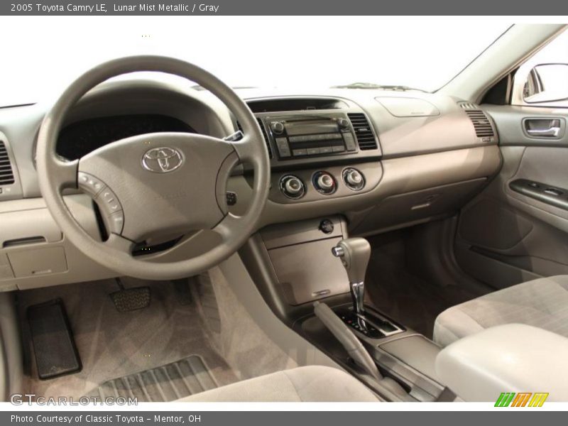 Lunar Mist Metallic / Gray 2005 Toyota Camry LE