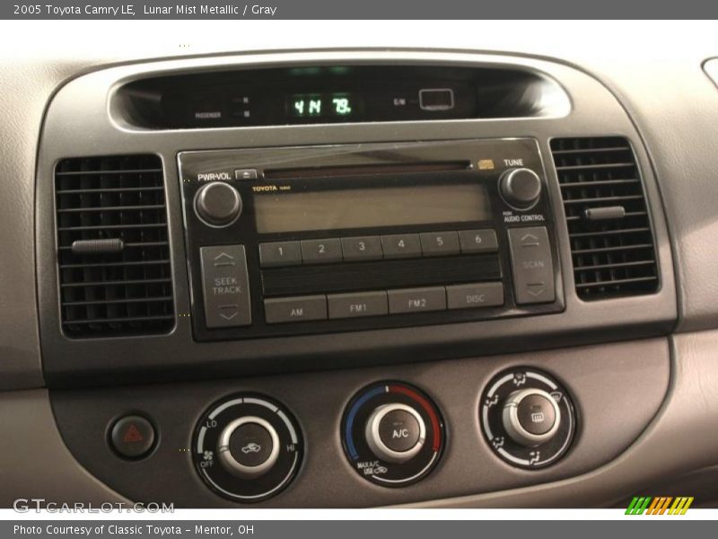 Lunar Mist Metallic / Gray 2005 Toyota Camry LE