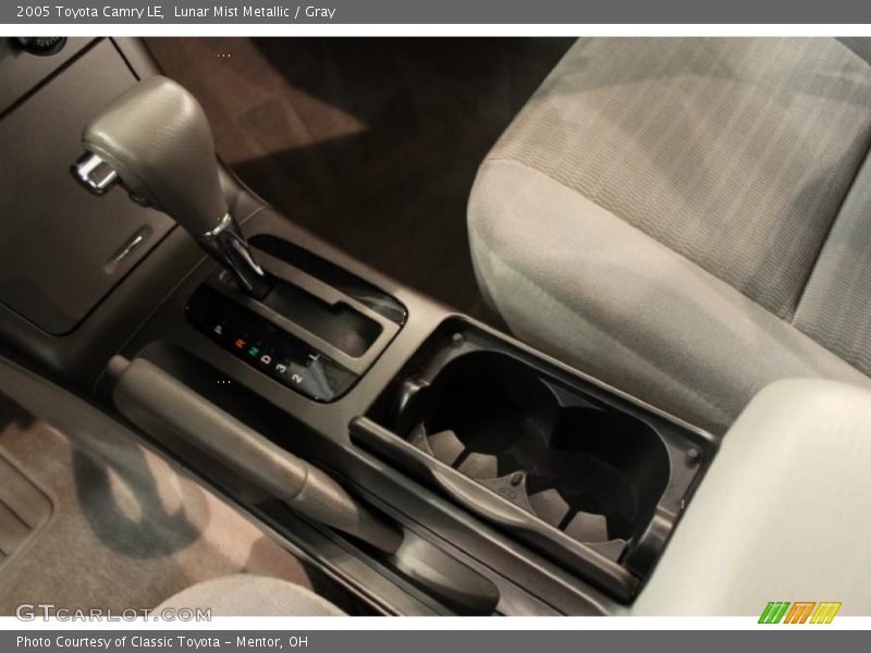 Lunar Mist Metallic / Gray 2005 Toyota Camry LE