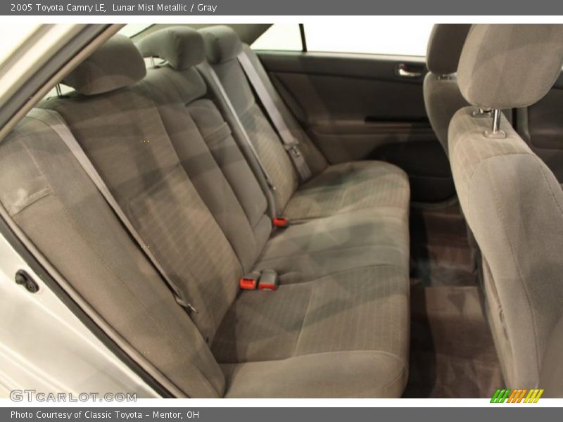 Lunar Mist Metallic / Gray 2005 Toyota Camry LE