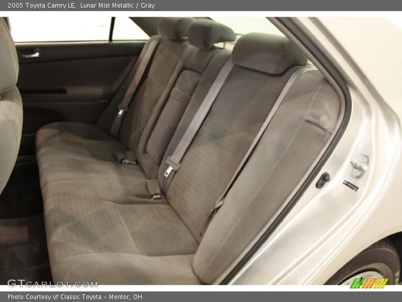 Lunar Mist Metallic / Gray 2005 Toyota Camry LE