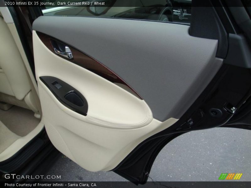 Door Panel of 2010 EX 35 Journey