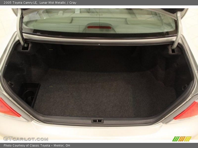 Lunar Mist Metallic / Gray 2005 Toyota Camry LE