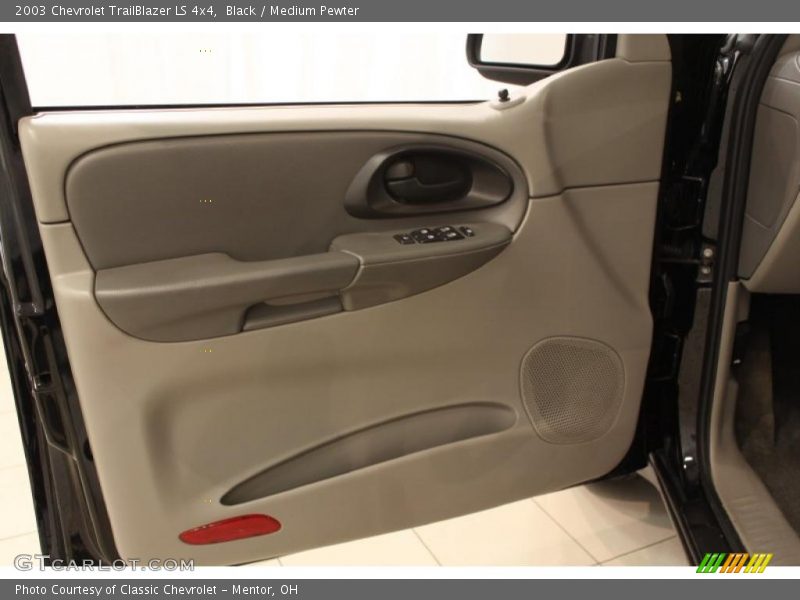 Black / Medium Pewter 2003 Chevrolet TrailBlazer LS 4x4