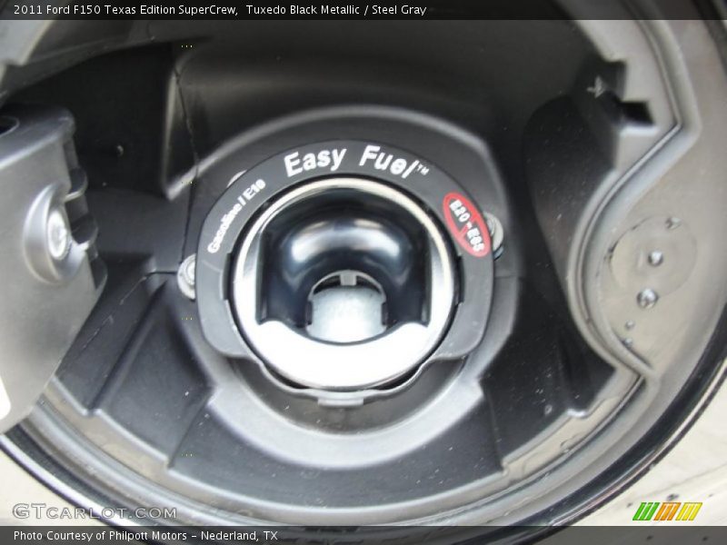Tuxedo Black Metallic / Steel Gray 2011 Ford F150 Texas Edition SuperCrew