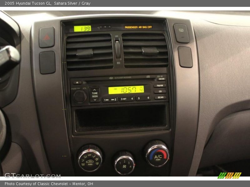 Sahara Silver / Gray 2005 Hyundai Tucson GL