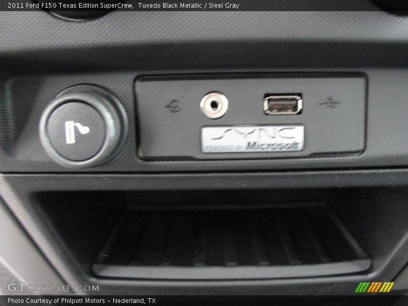 Tuxedo Black Metallic / Steel Gray 2011 Ford F150 Texas Edition SuperCrew