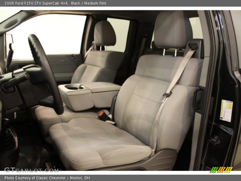 Black / Medium Flint 2006 Ford F150 STX SuperCab 4x4