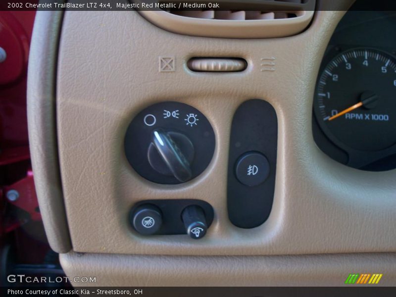 Majestic Red Metallic / Medium Oak 2002 Chevrolet TrailBlazer LTZ 4x4