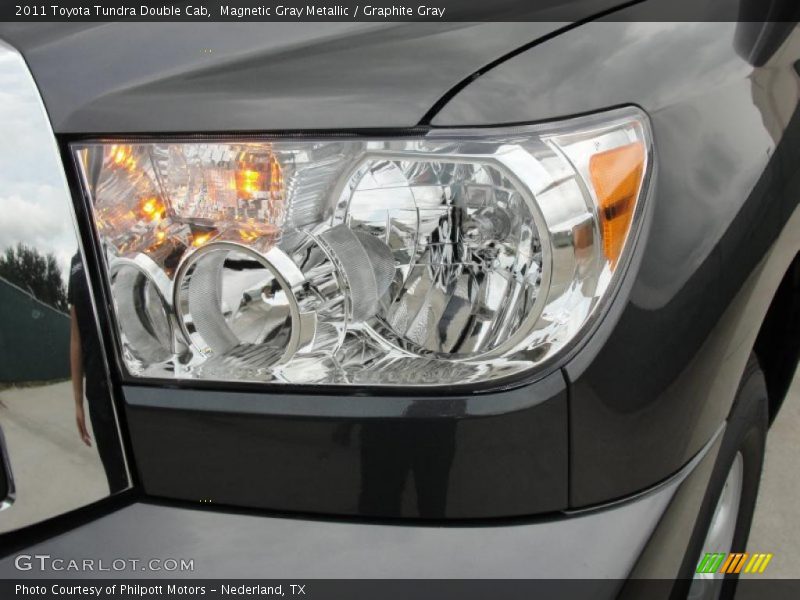 Magnetic Gray Metallic / Graphite Gray 2011 Toyota Tundra Double Cab