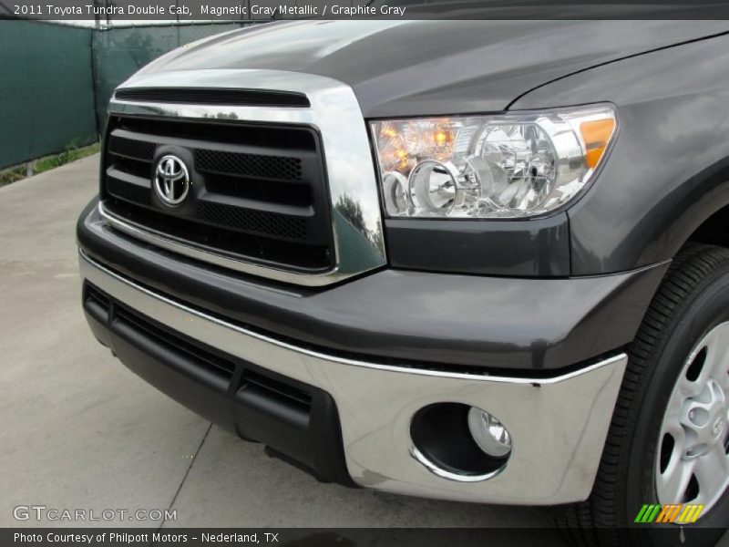 Magnetic Gray Metallic / Graphite Gray 2011 Toyota Tundra Double Cab