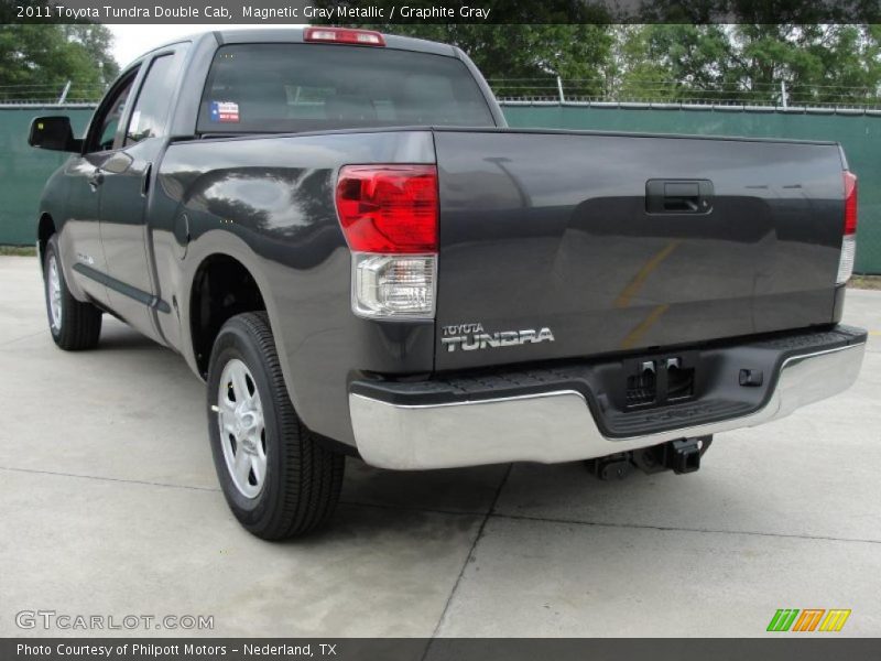 Magnetic Gray Metallic / Graphite Gray 2011 Toyota Tundra Double Cab