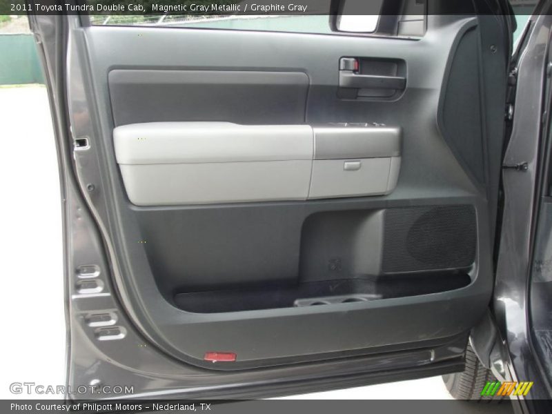 Magnetic Gray Metallic / Graphite Gray 2011 Toyota Tundra Double Cab