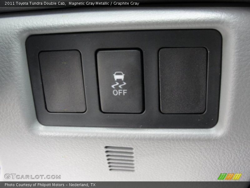Magnetic Gray Metallic / Graphite Gray 2011 Toyota Tundra Double Cab