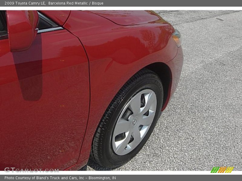 Barcelona Red Metallic / Bisque 2009 Toyota Camry LE