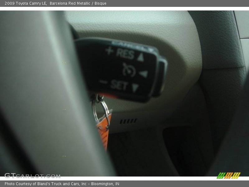 Barcelona Red Metallic / Bisque 2009 Toyota Camry LE