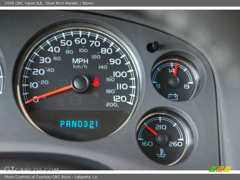 Silver Birch Metallic / Ebony 2008 GMC Yukon SLE
