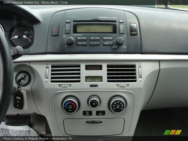 Ebony Black / Gray 2007 Hyundai Sonata GLS