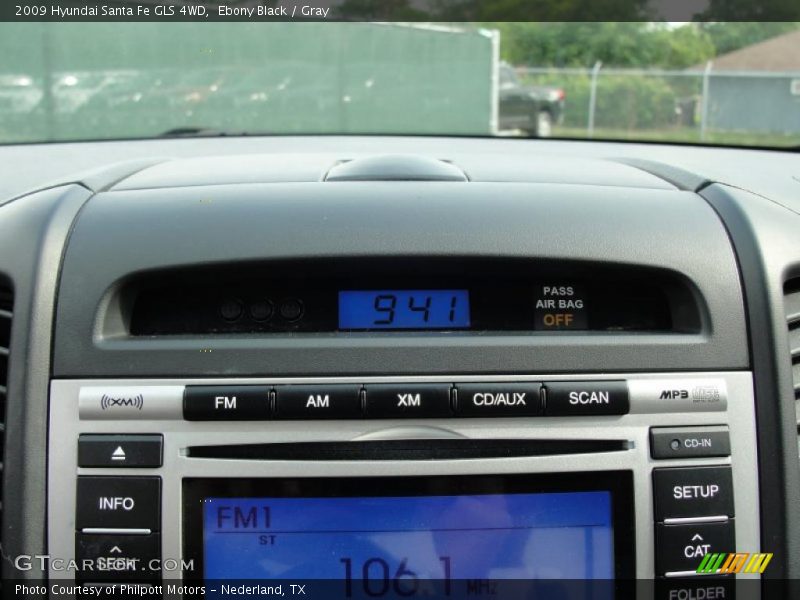 Ebony Black / Gray 2009 Hyundai Santa Fe GLS 4WD