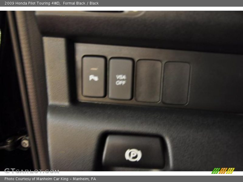Formal Black / Black 2009 Honda Pilot Touring 4WD