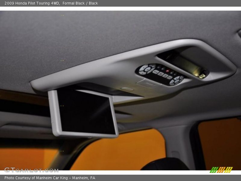 Formal Black / Black 2009 Honda Pilot Touring 4WD
