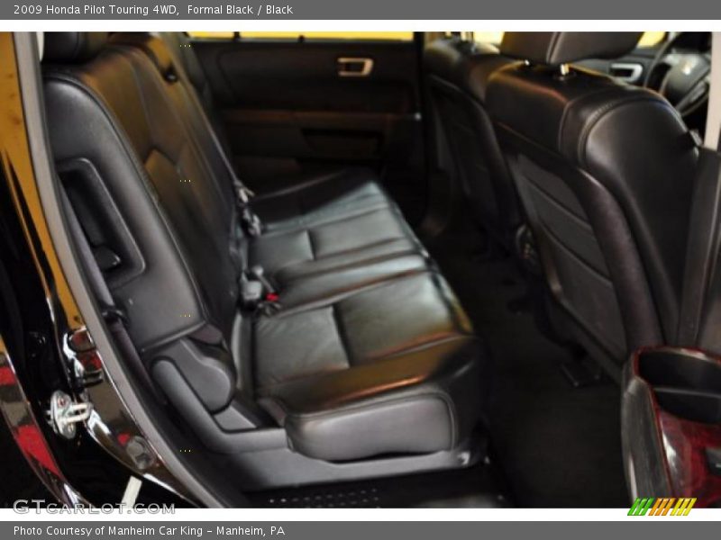 Formal Black / Black 2009 Honda Pilot Touring 4WD