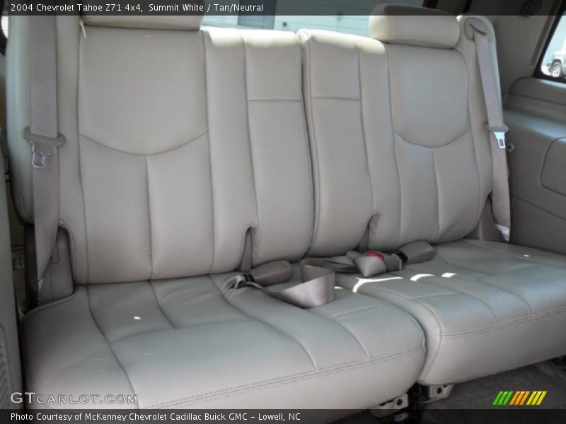 Summit White / Tan/Neutral 2004 Chevrolet Tahoe Z71 4x4