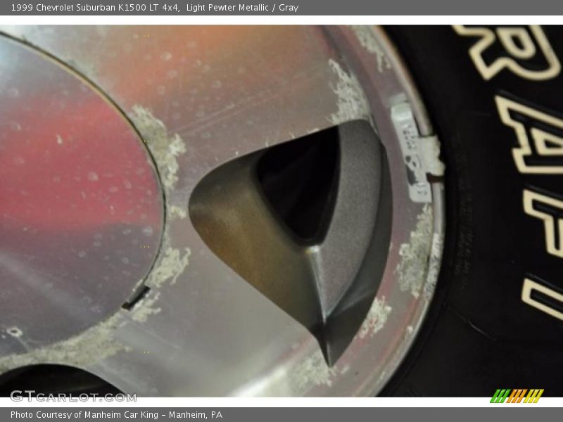 Light Pewter Metallic / Gray 1999 Chevrolet Suburban K1500 LT 4x4