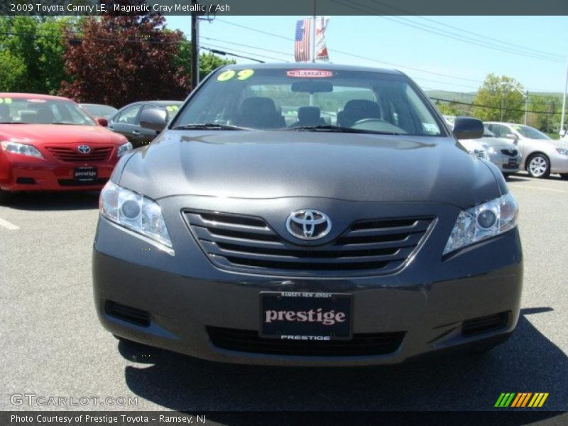 Magnetic Gray Metallic / Ash 2009 Toyota Camry LE