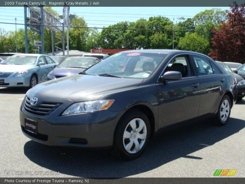 Magnetic Gray Metallic / Ash 2009 Toyota Camry LE