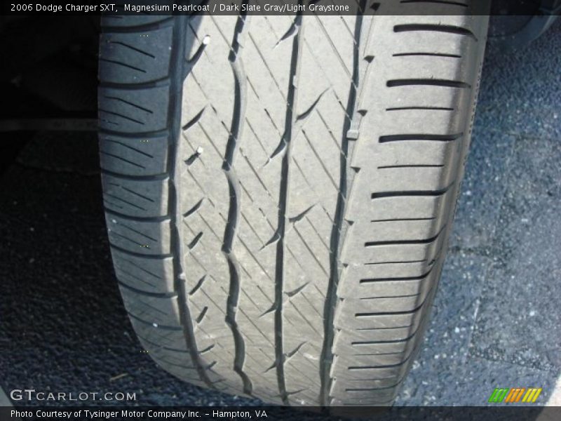 Magnesium Pearlcoat / Dark Slate Gray/Light Graystone 2006 Dodge Charger SXT
