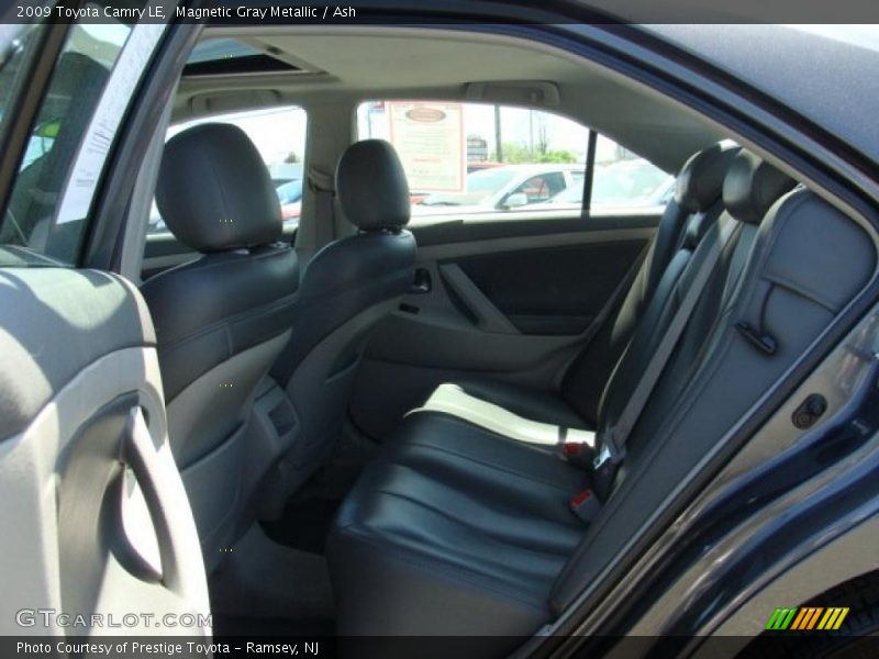 Magnetic Gray Metallic / Ash 2009 Toyota Camry LE