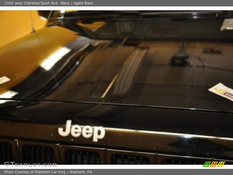 Black / Agate Black 2000 Jeep Cherokee Sport 4x4