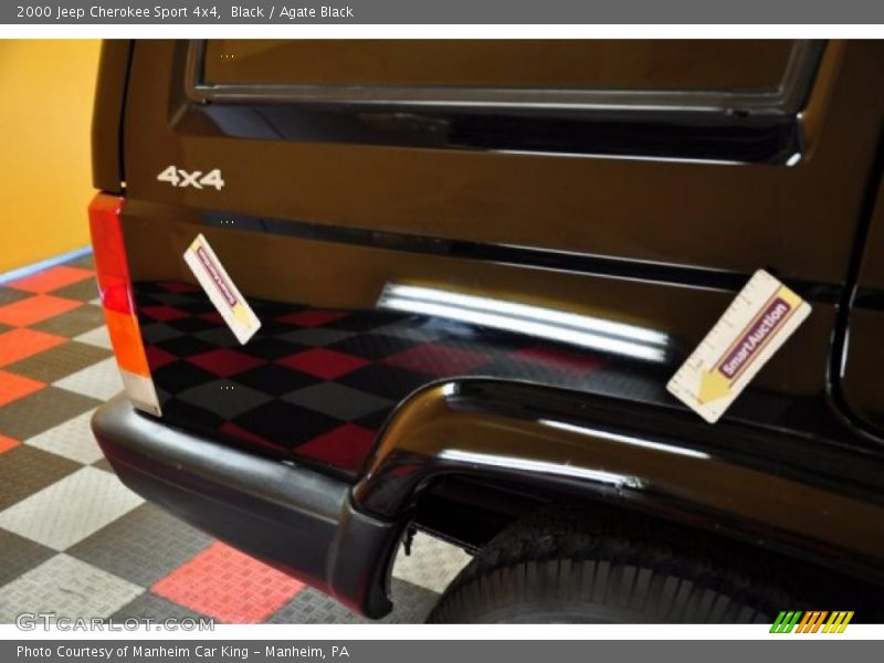 Black / Agate Black 2000 Jeep Cherokee Sport 4x4