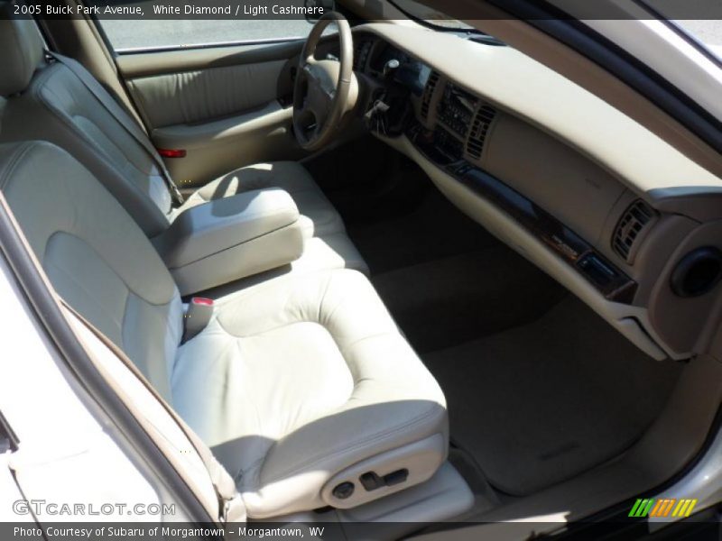 White Diamond / Light Cashmere 2005 Buick Park Avenue