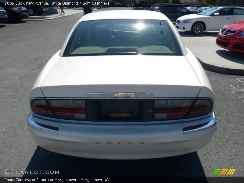 White Diamond / Light Cashmere 2005 Buick Park Avenue