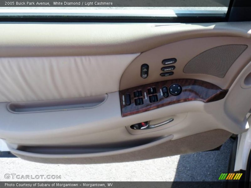 White Diamond / Light Cashmere 2005 Buick Park Avenue