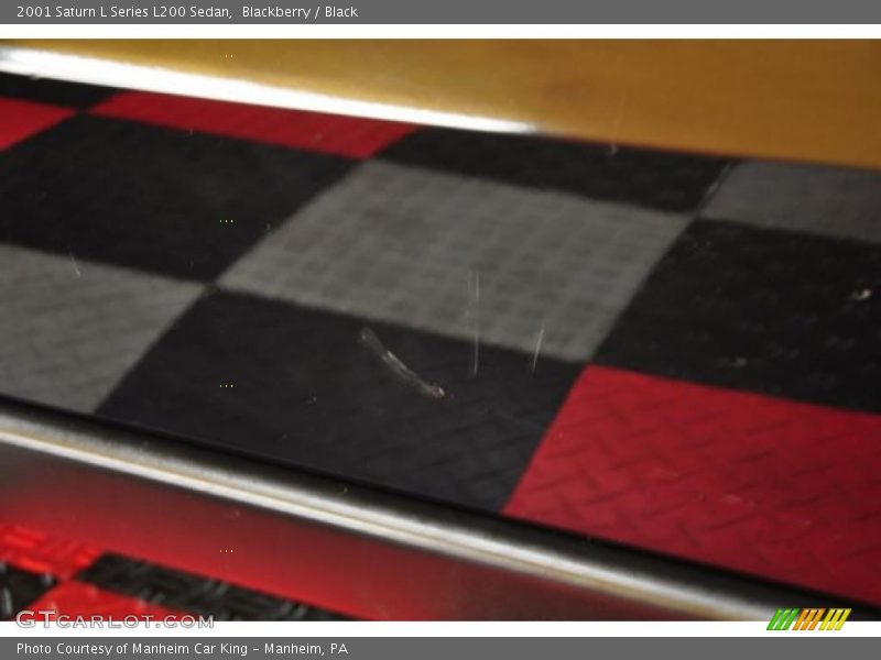 Blackberry / Black 2001 Saturn L Series L200 Sedan
