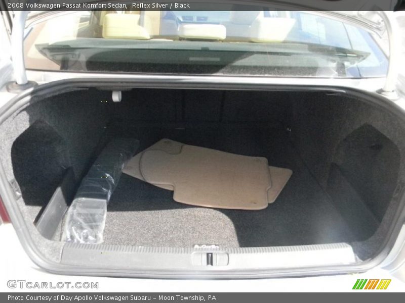 Reflex Silver / Black 2008 Volkswagen Passat Komfort Sedan