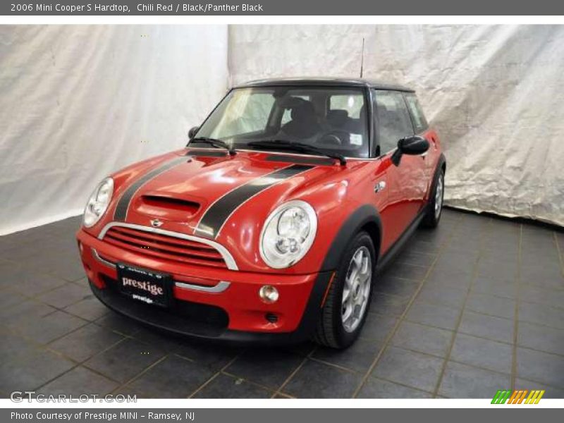 Chili Red / Black/Panther Black 2006 Mini Cooper S Hardtop