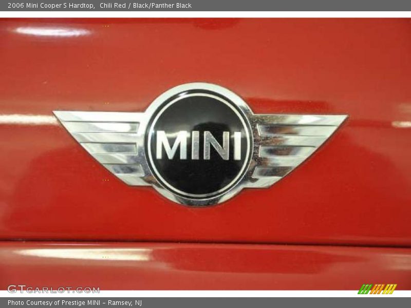 Chili Red / Black/Panther Black 2006 Mini Cooper S Hardtop