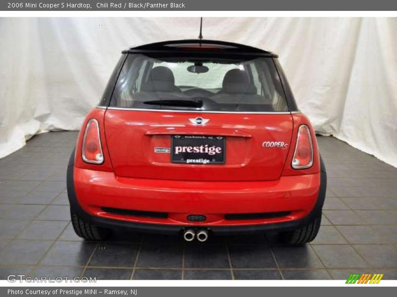 Chili Red / Black/Panther Black 2006 Mini Cooper S Hardtop