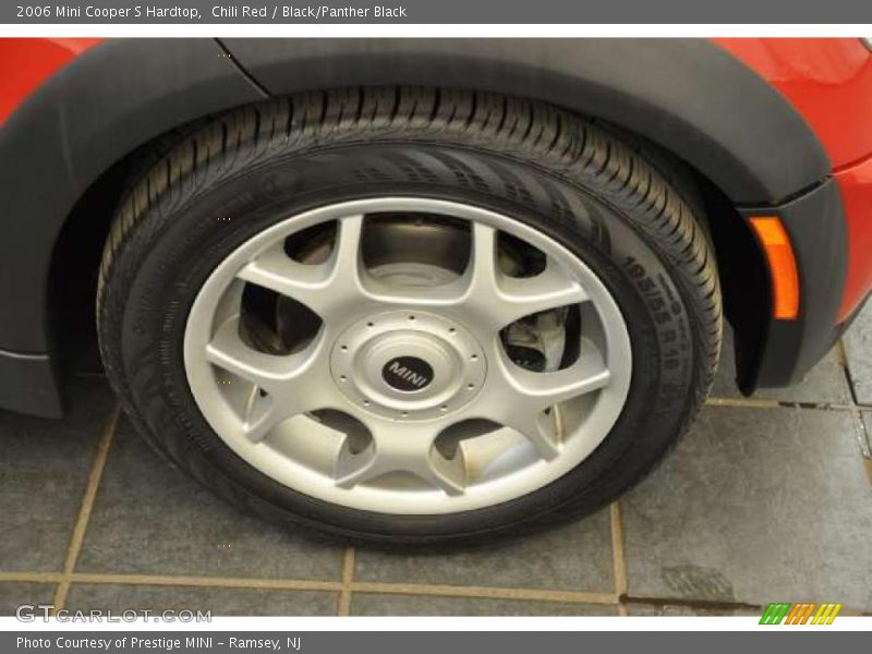 Chili Red / Black/Panther Black 2006 Mini Cooper S Hardtop