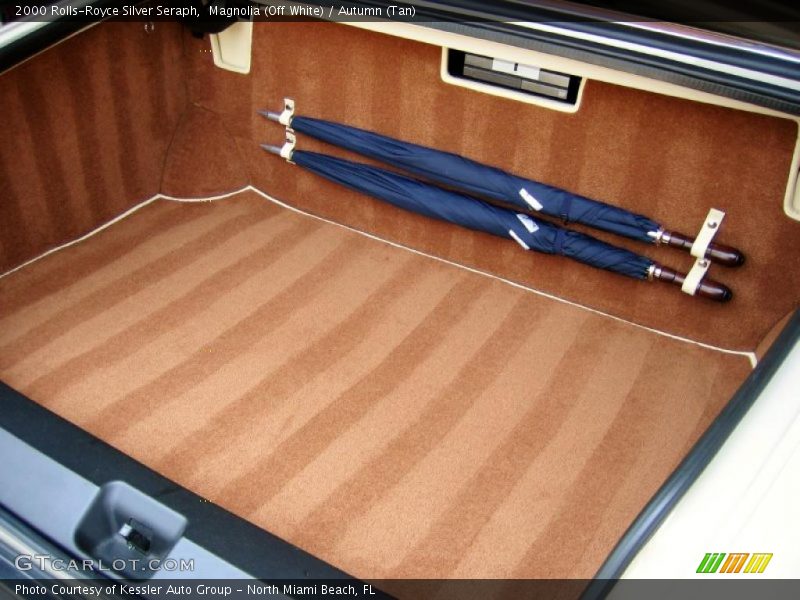  2000 Silver Seraph  Trunk