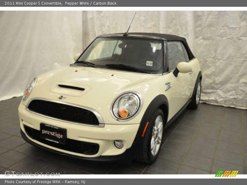 Pepper White / Carbon Black 2011 Mini Cooper S Convertible
