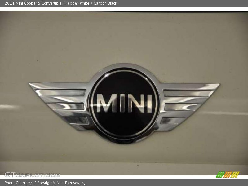 Pepper White / Carbon Black 2011 Mini Cooper S Convertible