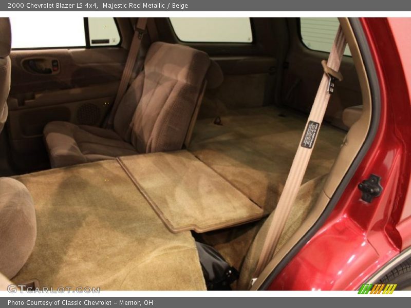 Majestic Red Metallic / Beige 2000 Chevrolet Blazer LS 4x4