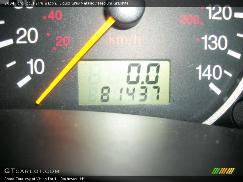 Liquid Grey Metallic / Medium Graphite 2004 Ford Focus ZTW Wagon