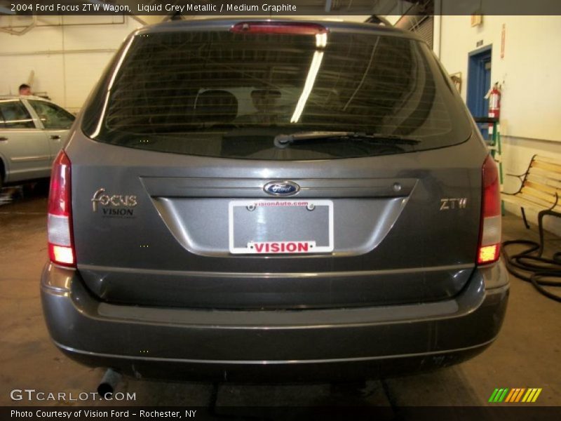 Liquid Grey Metallic / Medium Graphite 2004 Ford Focus ZTW Wagon